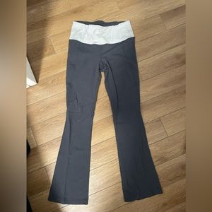 Lululemon flare pant EUC size 4